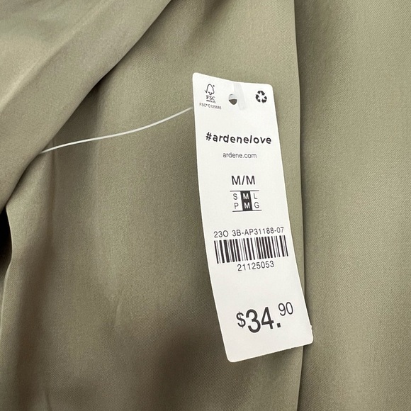 Ardene Green Button-Up Blouse Shirt Women's Medium NWT - Picture 6 of 7